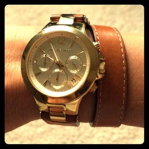 Micheal Kors Women’s Watch leather